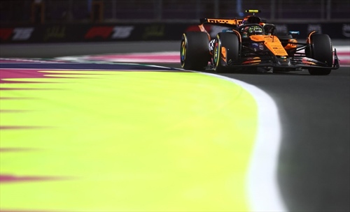 GP Arabia Saudita - Le McLaren inchiodano le PL2. Quarto Leclerc, a muro Tsunoda 