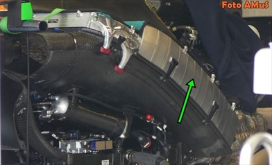 GP AUSTRALIA: è ancora aria - aria l'intercooler della Mclaren MCL32 - GP AUSTRALIA: Ã¨ ancora aria - aria l'intercooler della Mclaren MCL32