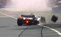 GP Australia, FP1 interrotte: Bearman a muro e bandiera rossa, cos'è successo