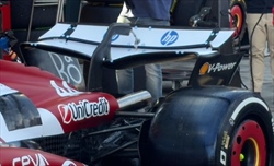 GP Australia - Immagini dal circuito: ecco Ferrari, McLaren, Red Bull e Mercedes - GP Australia - Immagini dal circuito, confronto setup: Ferrari con più carico