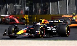 GP Australia - Shock Red Bull, ritiro Verstappen: «Problema ai freni. All'inizio mi sentivo davvero bene»