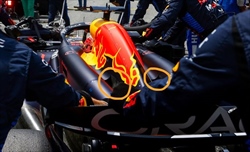 GP Austria - Ferrari aveva un cofano asimmetrico. Red Bull disarmante, ma c'è un trucco - GP Austria - Ferrari aveva un cofano asimmetrico. Red Bull disarmante, ma c'è un trucco
