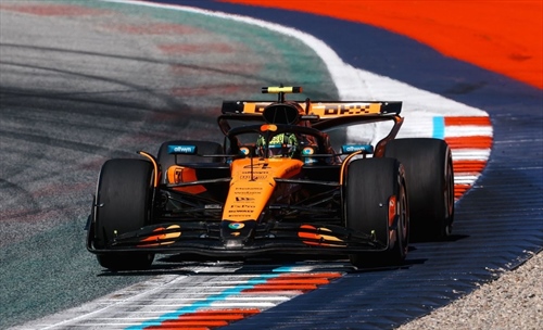 GP Austria: Vittoria per Lando Norris, seguono Piastri e Leclerc. Out Verstappen!