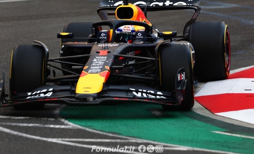 GP Azerbaijan, Qualifiche: Pole per Verstappen, Sainz secondo! Disastro McLaren 
