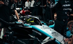 GP Bahrain, Hamilton: «FP2 positive, uno choc essere così in alto»