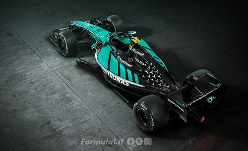 GP Bahrain - La Mercedes celebra Petronas con una livrea speciale in Malesia - GP Bahrain - La Mercedes celebra Petronas con una livrea speciale in Malesia