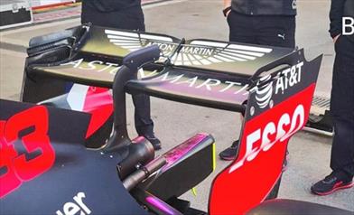 GP BAKU - RED BULL RB14 con un'ala posteriore da basso carico - GP BAKU - RED BULL RB14 con un'ala posteriore da basso carico