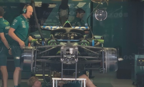 GP Barcellona 2026 - Analisi tecnica e immagini dalla pitlane: le novità Ferrari - GP Barcellona 2026 - Analisi tecnica e prime immagini dalla pitlane: Aston Martin
