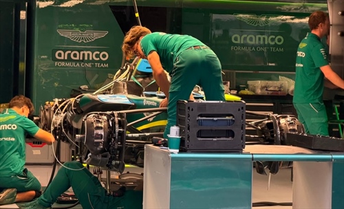 GP Ungheria - Analisi tecnica e immagini dalla pitlane: ecco la AMR26 Evo e le novità Ferrari - GP Belgio - Analisi tecnica e immagini dalla pitlane: Aston Martin AMR26 Evo