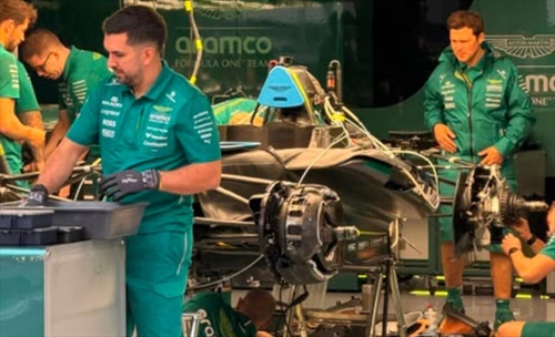 GP Ungheria - Analisi tecnica e immagini dalla pitlane: ecco la AMR26 Evo e le novità Ferrari - GP Belgio - Analisi tecnica e immagini dalla pitlane: Aston Martin AMR26 Evo