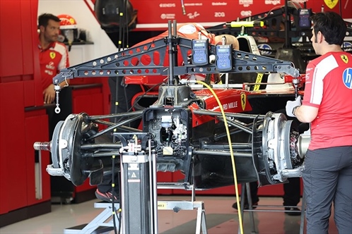 GP Belgio - Analisi tecnica e immagini dalla pitlane: niente ala macarena sulla Red Bull - GP Belgio - Analisi tecnica e immagini dalla pitlane: controlli Ferrari