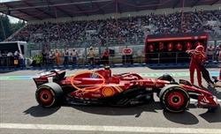 GP Belgio - Ferrari controcorrente rispetto ai top team, sfoghi piccoli e cofano asimmetrico - GP Belgio - Ferrari controcorrente rispetto ai top team, sfoghi piccoli e cofano asimmetrico