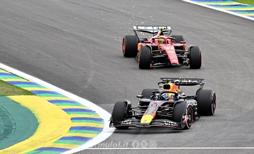 GP Brasile - Analisi strategie: foratura provvidenziale nella rimonta di Verstappen - GP Brasile - Analisi strategie: foratura provvidenziale nella rimonta di Verstappen