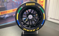 GP Brasile - Le caratteristiche del tracciato e le mescole scelte: Pirelli omaggia Senna - GP Brasile - Le caratteristiche del tracciato e le mescole scelte: Pirelli omaggia Senna