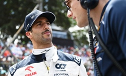 GP Brasile - Ricciardo: «Dato che sono uno st***o, grazie FIA»