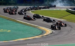 GP Brasile - Verstappen: «Importante andare davanti in partenza. C'è stato tanto degrado» - GP Brasile - Verstappen: «Importante andare avanti in partenza. C'è stato tanto degrado»