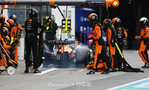 GP Canada, McLaren svela le cause del ritiro di Norris  - GP Canada, McLaren svela le cause del ritiro di Norris 