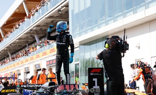 GP Canada - Russell vince con Antonelli a podio. Norris fa scintille con Piastri