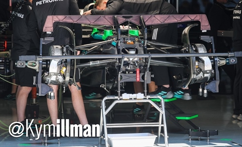 GP Cina - Immagini dal circuito: nessuna novità per la Ferrari, si cercano riscontri - GP Cina 2025 - Mercedes