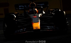 GP di Singapore - Qualifiche - Sainz in Pole davanti a Russell e Leclerc. Tonfo Red Bull - GP di Singapore - Qualifiche -