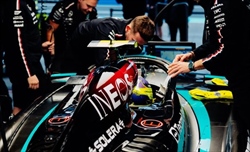 GP Giappone - Hamilton cambierà il motore: irrecuperabile quello dell'Australia