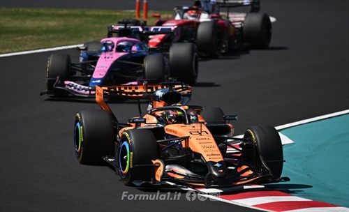 GP Giappone - Possibili strategie: la McLaren può giocarsi un jolly rispetto a Ferrari