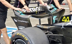 GP Giappone: immagini dal circuito. La Ferrari promuove il nuovo fondo - GP Giappone: prime immagini dal circuito. Ferrari coraggiosa, cerca conferme