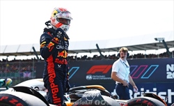 GP Gran Bretagna - Il poleman Verstappen: «Sono contento per la McLaren»