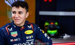 GP Gran Bretagna - Perez salterà le FP1, al suo posto ci sarà Hadjar - GP Gran Bretagna - Perez salterà le FP1, al suo posto ci sarà Hadjar