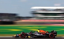 GP Gran Bretagna - PL2 a Verstappen. Secondo Sainz, Leclerc non è sceso in pista