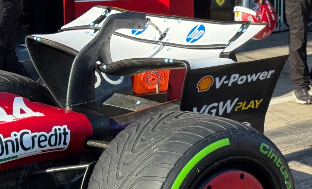 GP Imola - Immagini dal circuito: confronto ali posteriori e anteriori