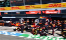 GP Imola - Scoppia la bufera dopo il post di un meccanico Red Bull: la reazione del web - GP Imola - Scoppia la bufera dopo il post di un meccanico Red Bull: la reazione del web