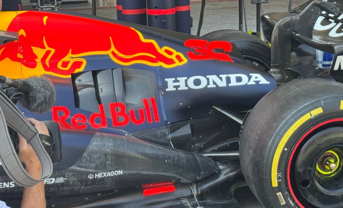 GP Messico - Analisi tecnica e immagini dal circuito: confronto prese d''aria e setup