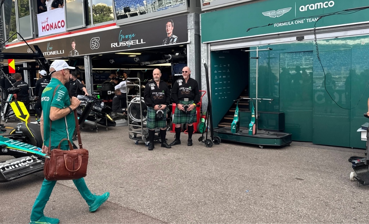 GP Monaco - Prime immagini dalla pit lane: le monoposto e la sfida tecnica