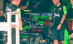 GP Olanda - Prime immagini dal circuito: la Ferrari cerca un compromesso - GP Olanda - Prime immagini dal circuito: la Ferrari cerca un compromesso