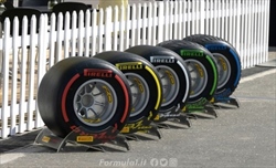 GP Qatar, Pirelli trova la causa dei danni alle gomme di quattro piloti - GP Qatar, Pirelli trova la causa dei danni alle gomme di quattro piloti: il motivo
