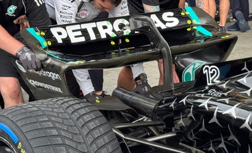 GP Singapore - Analisi tecnica e immagini dal circuito: i setup delle scuderie - GP Singapore - Analisi tecnica e prime immagini dal circuito: la Mercedes