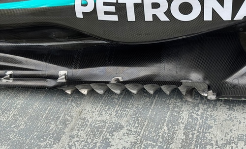 GP Singapore - Analisi tecnica e immagini dal circuito: i setup delle scuderie - GP Singapore - Analisi tecnica e prime immagini dal circuito: la Mercedes