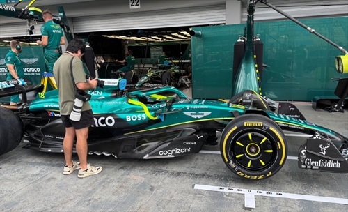 GP Singapore - Analisi tecnica e immagini dal circuito: i setup delle scuderie - GP Singapore - Analisi tecnica e prime immagini dal circuito: l'Aston Martin