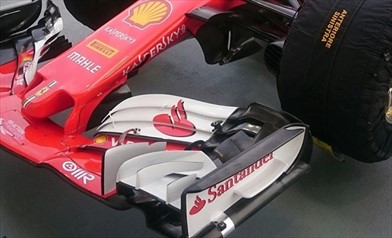 Gp Singapore: montate tutte le soluzioni da altissimo carico sulle Ferrari SF70H - Gp Singapore: montate tutte le soluzioni da altissimo carico sulle Ferrari SF70H