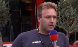 GP Singapore: Valsecchi: «La Ferrari deve vincere». Ma Gené lo frena
