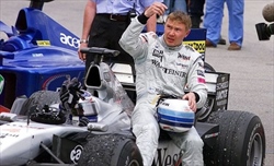 GP Spagna 2001: destino crudele per Hakkinen, Schumi ringrazia