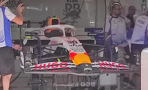 GP Spagna - L'analisi tecnica e il reportage dal circuito: nuove ali e grandi feritoie per la Ferrari - GP Spagna - L'analisi tecnica e il reportage dal circuito: siamo in pitlane