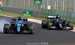 GP Ungheria 2021: difesa Alonso su Hamilton