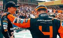 GP Ungheria - Analisi strategie: Norris portato all'esasperazione, errore di frustrazione di Verstappen