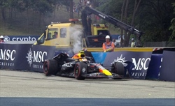 GP Ungheria - Bandiera rossa durante le qualifiche, Perez a muro: cos'è successo
