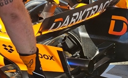 GP Ungheria - Immagini dal circuito. Una RB20 'nuova' per Verstappen, Aston Martin cambia tutto - GP Ungheria - Immagini dal circuito. Confronto ali posteriori