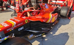 GP Ungheria - Immagini dal circuito. Una RB20 'nuova' per Verstappen, Aston Martin cambia tutto - GP Ungheria - Immagini dal circuito, poche novità. Ferrari in difesa, Mercedes attacca
