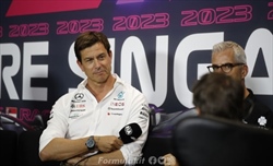 GP USA - Mercedes, ultimo aggiornamento sulla W14. Wolff: «Importante pietra miliare per la W15»  - GP USA - Mercedes, ultimo aggiornamento sulla W14. Wolff: «Importante pietra miliare per la W15» 
