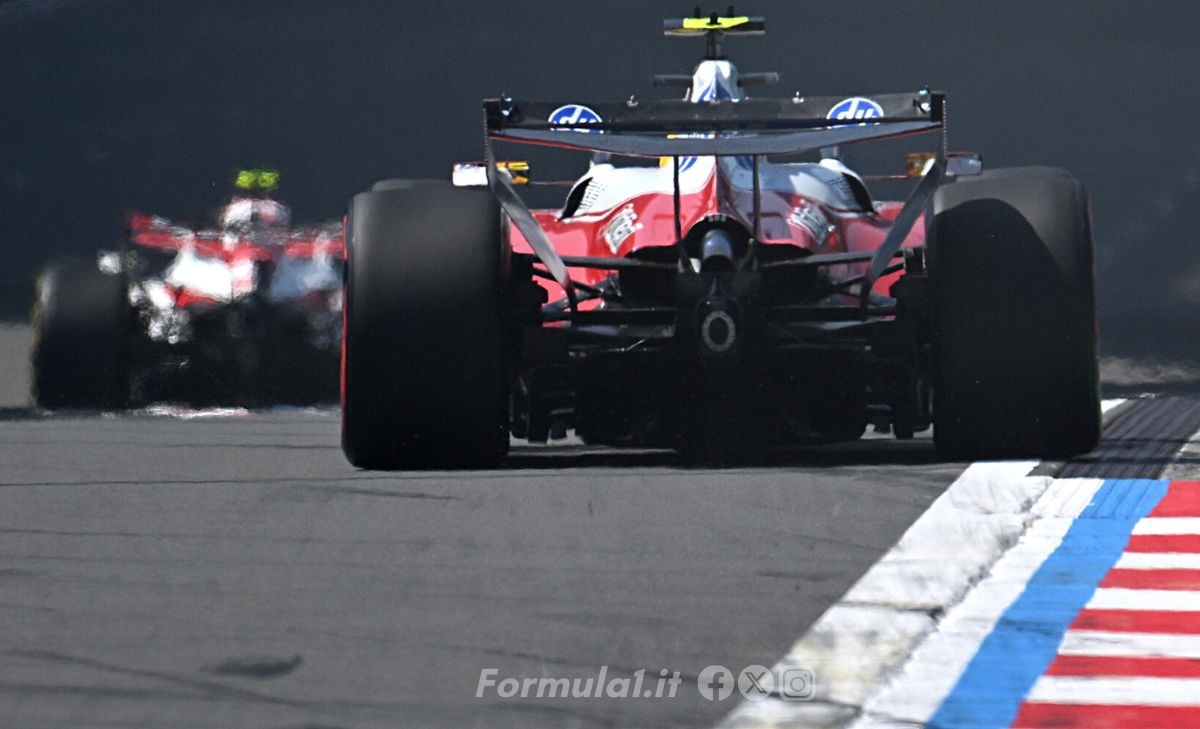 Graining e rischio pit stop, i presagi di una sprint race molto movimentata